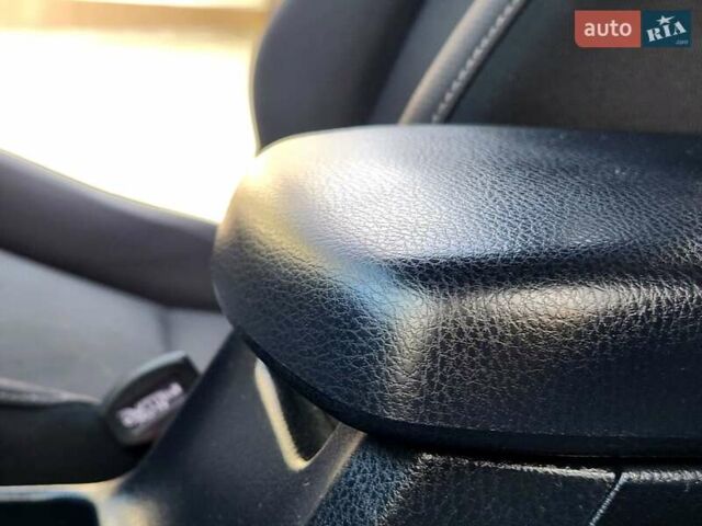 Тойота РАВ 4 2015 в Виннице на Automoto.ua Серый Тойота РАВ 4, объемом двигателя 2.23 л и пробегом 88 тыс. км за 19333 $, фото 21 на Automoto.ua