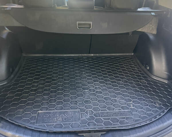 Серый Тойота РАВ 4, объемом двигателя 2.49 л и пробегом 112 тыс. км за 17000 $, фото 40 на Automoto.ua