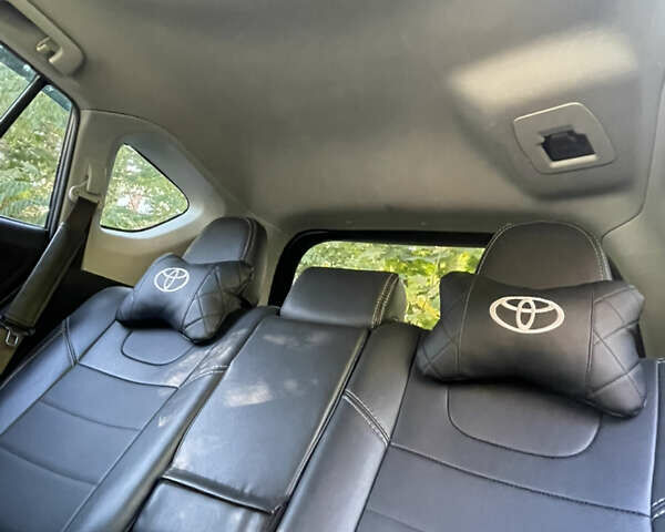 Серый Тойота РАВ 4, объемом двигателя 2.49 л и пробегом 112 тыс. км за 17000 $, фото 39 на Automoto.ua