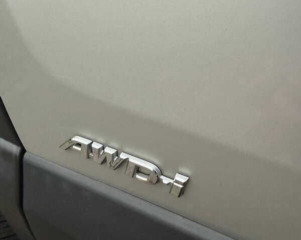 Серый Тойота РАВ 4, объемом двигателя 2.49 л и пробегом 56 тыс. км за 24999 $, фото 45 на Automoto.ua