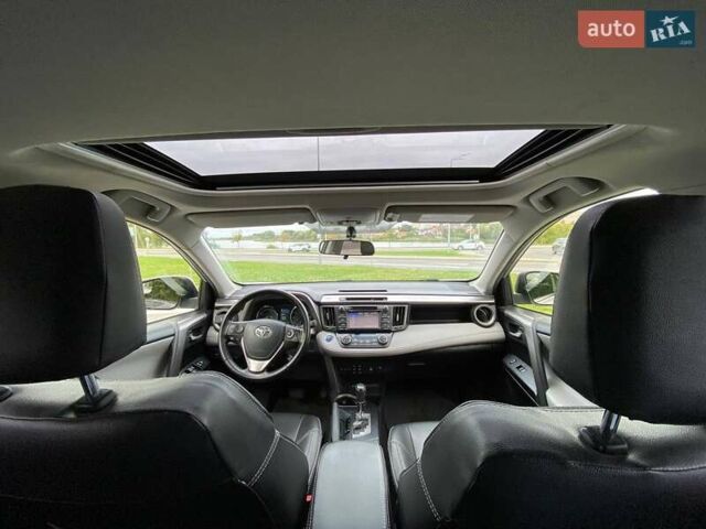 Серый Тойота РАВ 4, объемом двигателя 2.49 л и пробегом 114 тыс. км за 21400 $, фото 12 на Automoto.ua