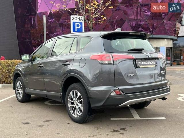 Серый Тойота РАВ 4, объемом двигателя 2.49 л и пробегом 145 тыс. км за 23990 $, фото 4 на Automoto.ua