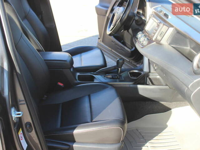 Серый Тойота РАВ 4, объемом двигателя 2.49 л и пробегом 170 тыс. км за 18600 $, фото 18 на Automoto.ua