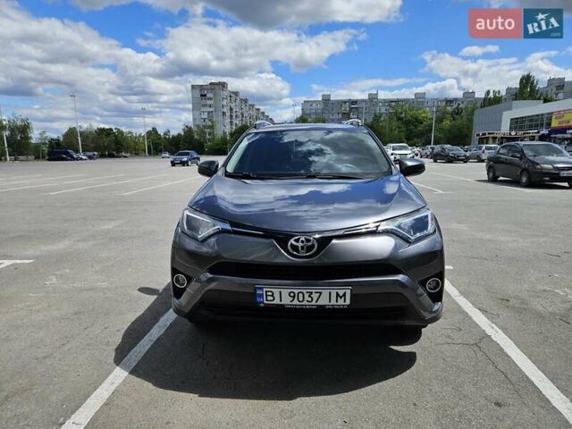 Серый Тойота РАВ 4, объемом двигателя 2.49 л и пробегом 190 тыс. км за 15900 $, фото 12 на Automoto.ua