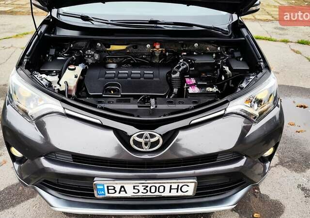 Серый Тойота РАВ 4, объемом двигателя 1.99 л и пробегом 169 тыс. км за 15900 $, фото 43 на Automoto.ua