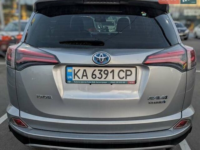Серый Тойота РАВ 4, объемом двигателя 2.49 л и пробегом 167 тыс. км за 21200 $, фото 9 на Automoto.ua