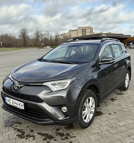 Серый Тойота РАВ 4, объемом двигателя 1.99 л и пробегом 113 тыс. км за 20500 $, фото 1 на Automoto.ua