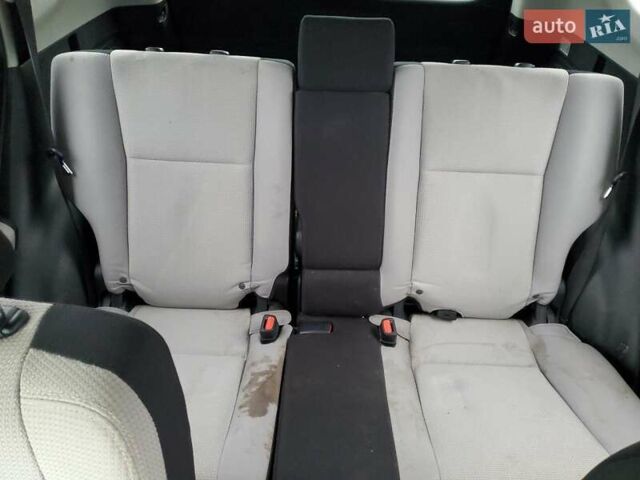 Тойота РАВ 4 2016 у Івано-Франківську на Automoto.ua Сірий Тойота РАВ 4, об'ємом двигуна 2.5 л та пробігом 109 тис. км за 5000 $, фото 9 на Automoto.ua