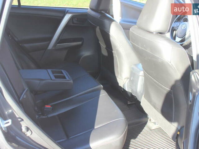 Серый Тойота РАВ 4, объемом двигателя 2.49 л и пробегом 170 тыс. км за 18600 $, фото 15 на Automoto.ua