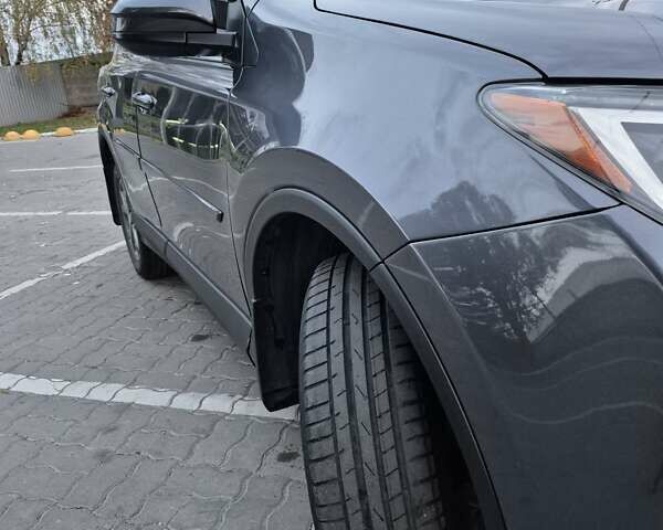 Тойота РАВ 4 2016 в Днепре (Днепропетровске) на Automoto.ua Серый Тойота РАВ 4, объемом двигателя 2.49 л и пробегом 105 тыс. км за 17200 $, фото 8 на Automoto.ua