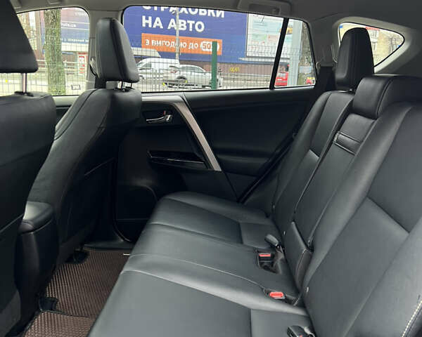Серый Тойота РАВ 4, объемом двигателя 2.49 л и пробегом 139 тыс. км за 21900 $, фото 37 на Automoto.ua
