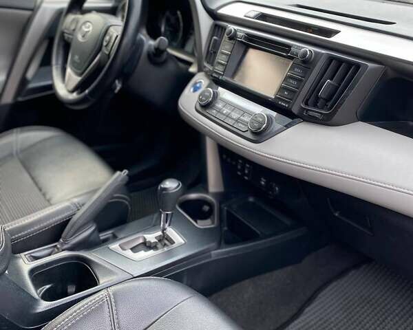 Серый Тойота РАВ 4, объемом двигателя 2.49 л и пробегом 114 тыс. км за 21400 $, фото 32 на Automoto.ua