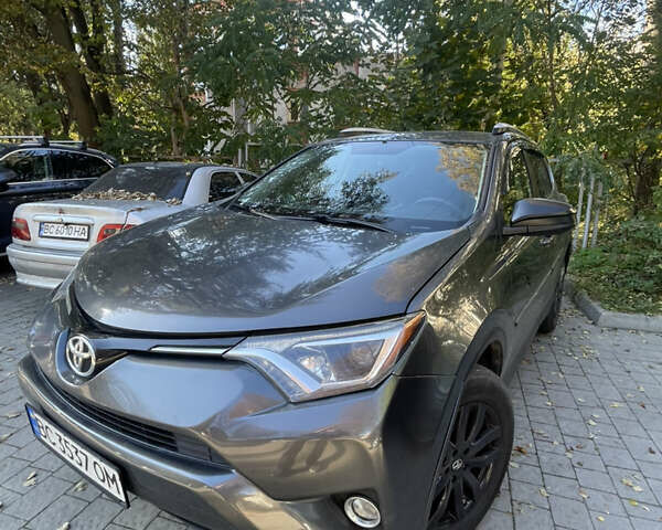 Серый Тойота РАВ 4, объемом двигателя 2.49 л и пробегом 112 тыс. км за 17000 $, фото 2 на Automoto.ua