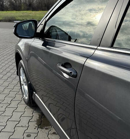 Серый Тойота РАВ 4, объемом двигателя 1.99 л и пробегом 113 тыс. км за 20500 $, фото 5 на Automoto.ua