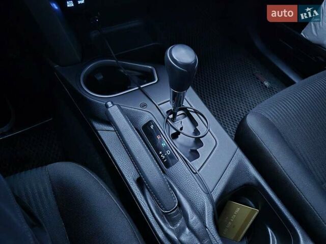 Тойота РАВ 4 2016 в Днепре (Днепропетровске) на Automoto.ua Серый Тойота РАВ 4, объемом двигателя 2.49 л и пробегом 105 тыс. км за 17200 $, фото 21 на Automoto.ua