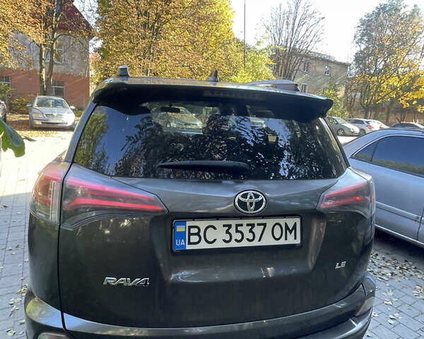 Серый Тойота РАВ 4, объемом двигателя 2.49 л и пробегом 112 тыс. км за 17000 $, фото 12 на Automoto.ua