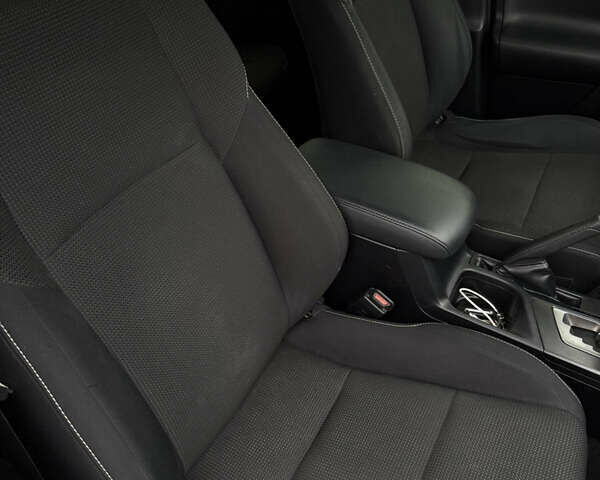 Серый Тойота РАВ 4, объемом двигателя 2.23 л и пробегом 173 тыс. км за 19900 $, фото 16 на Automoto.ua