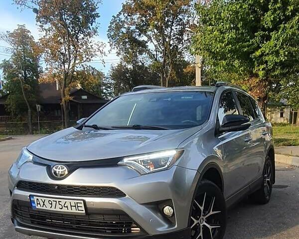 Тойота РАВ 4 2016 в Харькове на Automoto.ua Серый Тойота РАВ 4, объемом двигателя 2.49 л и пробегом 138 тыс. км за 19800 $, фото 12 на Automoto.ua