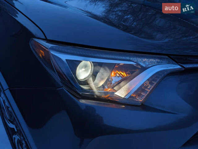 Серый Тойота РАВ 4, объемом двигателя 2.5 л и пробегом 153 тыс. км за 17900 $, фото 10 на Automoto.ua