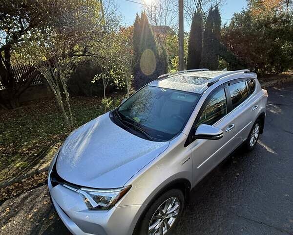 Тойота РАВ 4 2016 в Ивано-Франковске на Automoto.ua Серый Тойота РАВ 4, объемом двигателя 2.49 л и пробегом 127 тыс. км за 22000 $, фото 10 на Automoto.ua