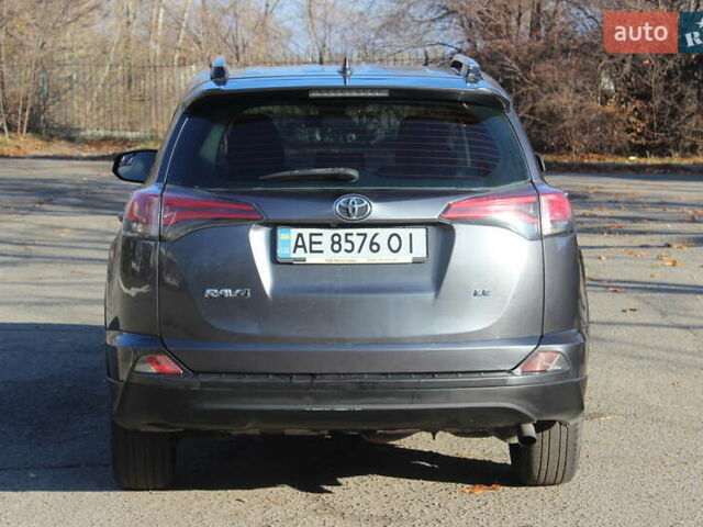 Серый Тойота РАВ 4, объемом двигателя 2.49 л и пробегом 170 тыс. км за 18600 $, фото 7 на Automoto.ua