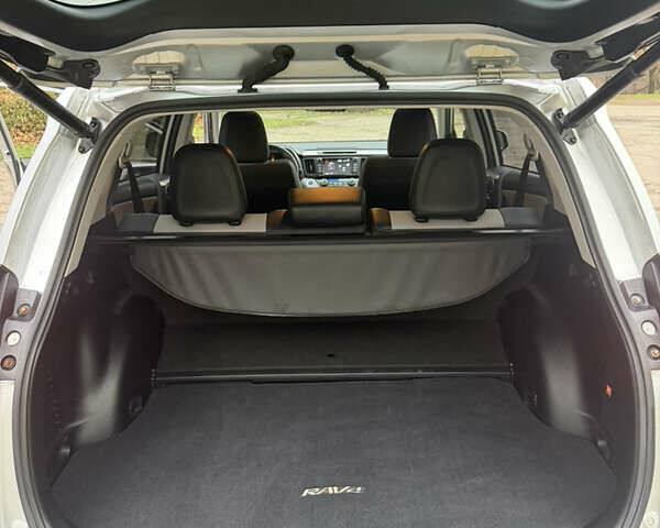 Серый Тойота РАВ 4, объемом двигателя 2.49 л и пробегом 56 тыс. км за 24999 $, фото 34 на Automoto.ua