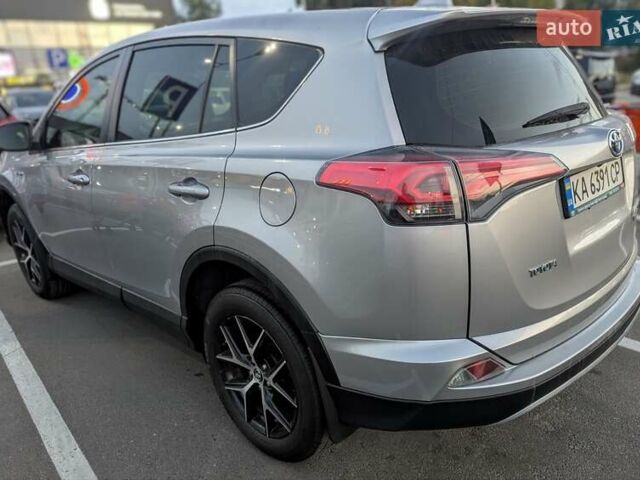 Серый Тойота РАВ 4, объемом двигателя 2.49 л и пробегом 167 тыс. км за 21200 $, фото 5 на Automoto.ua