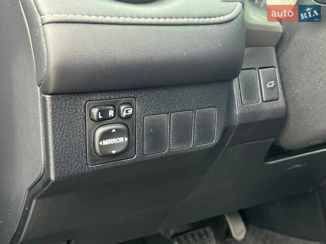 Серый Тойота РАВ 4, объемом двигателя 2.49 л и пробегом 145 тыс. км за 23990 $, фото 15 на Automoto.ua