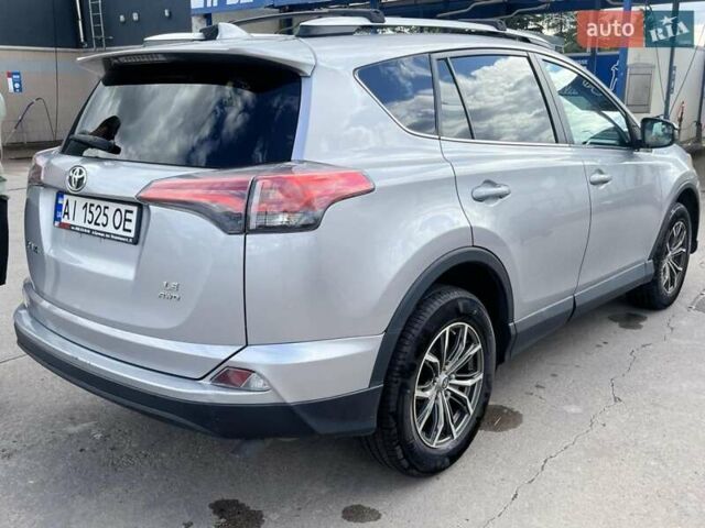 Серый Тойота РАВ 4, объемом двигателя 2.49 л и пробегом 100 тыс. км за 17500 $, фото 5 на Automoto.ua