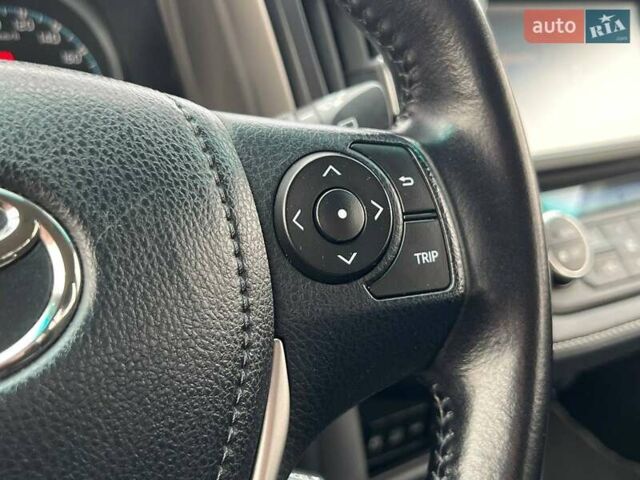 Серый Тойота РАВ 4, объемом двигателя 2.49 л и пробегом 145 тыс. км за 23990 $, фото 19 на Automoto.ua