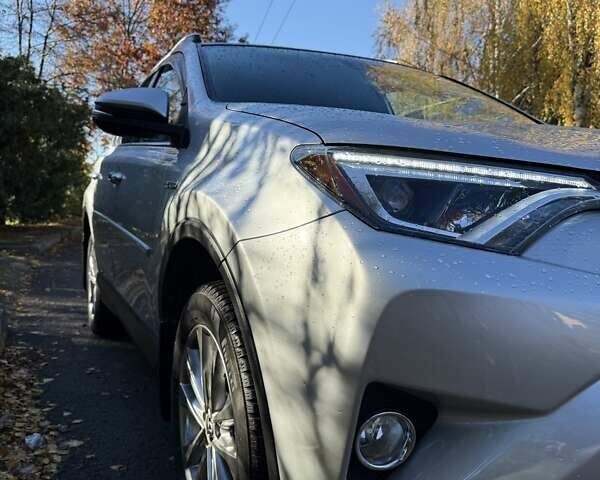 Тойота РАВ 4 2016 в Ивано-Франковске на Automoto.ua Серый Тойота РАВ 4, объемом двигателя 2.49 л и пробегом 127 тыс. км за 22000 $, фото 7 на Automoto.ua