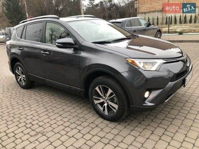 Серый Тойота РАВ 4, объемом двигателя 2.49 л и пробегом 59 тыс. км за 18000 $, фото 3 на Automoto.ua