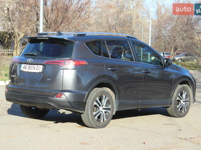 Серый Тойота РАВ 4, объемом двигателя 2.49 л и пробегом 170 тыс. км за 18600 $, фото 6 на Automoto.ua