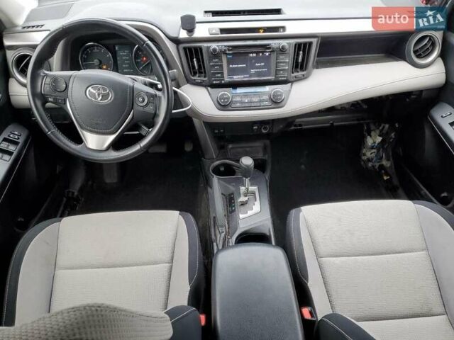 Тойота РАВ 4 2016 у Івано-Франківську на Automoto.ua Сірий Тойота РАВ 4, об'ємом двигуна 2.5 л та пробігом 109 тис. км за 5000 $, фото 7 на Automoto.ua