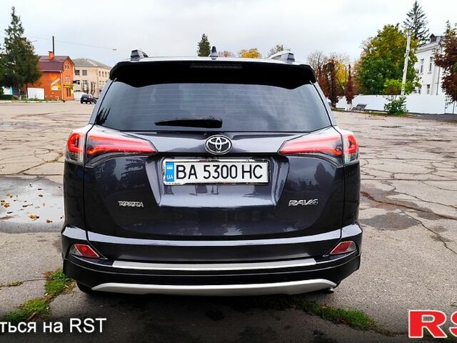 Серый Тойота РАВ 4, объемом двигателя 2 л и пробегом 169 тыс. км за 15900 $, фото 3 на Automoto.ua