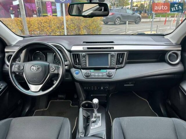 Серый Тойота РАВ 4, объемом двигателя 2.49 л и пробегом 145 тыс. км за 23990 $, фото 28 на Automoto.ua