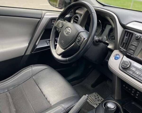 Серый Тойота РАВ 4, объемом двигателя 2.49 л и пробегом 114 тыс. км за 21400 $, фото 15 на Automoto.ua