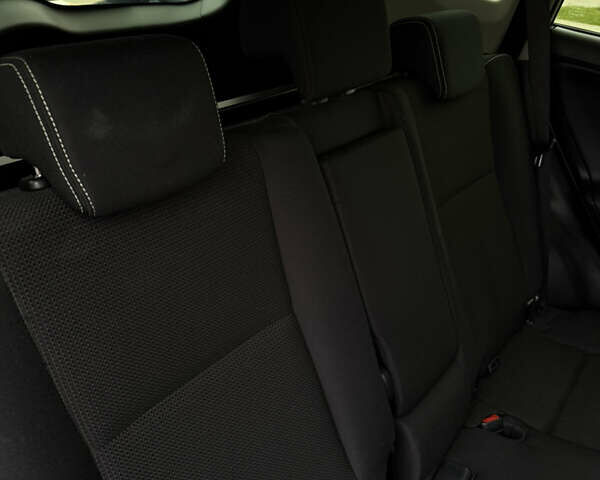 Серый Тойота РАВ 4, объемом двигателя 2.23 л и пробегом 173 тыс. км за 19900 $, фото 19 на Automoto.ua