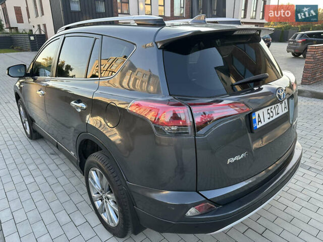 Тойота РАВ 4 2016 в Умани на Automoto.ua Серый Тойота РАВ 4, объемом двигателя 2.49 л и пробегом 144 тыс. км за 19950 $, фото 23 на Automoto.ua