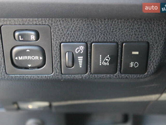 Серый Тойота РАВ 4, объемом двигателя 2.49 л и пробегом 170 тыс. км за 18600 $, фото 23 на Automoto.ua