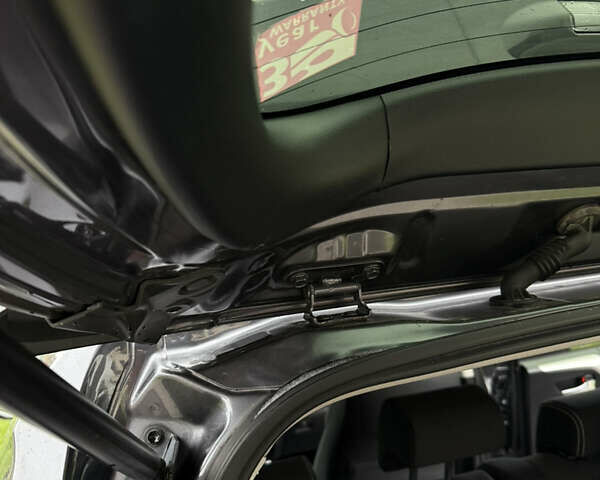 Серый Тойота РАВ 4, объемом двигателя 2.23 л и пробегом 173 тыс. км за 19900 $, фото 26 на Automoto.ua