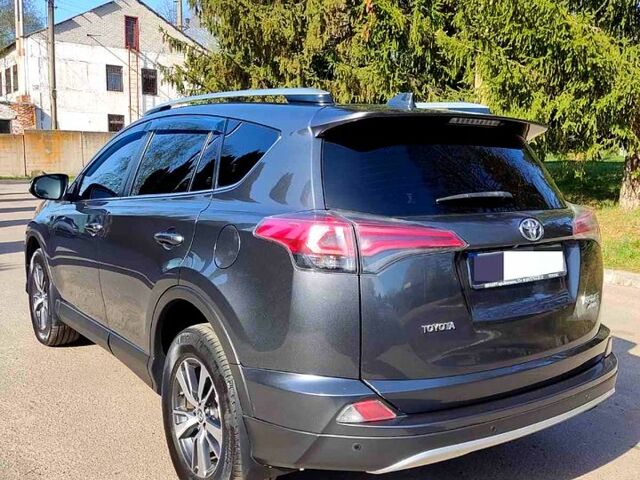 Сірий Тойота РАВ 4, об'ємом двигуна 2.2 л та пробігом 169 тис. км за 23000 $, фото 2 на Automoto.ua