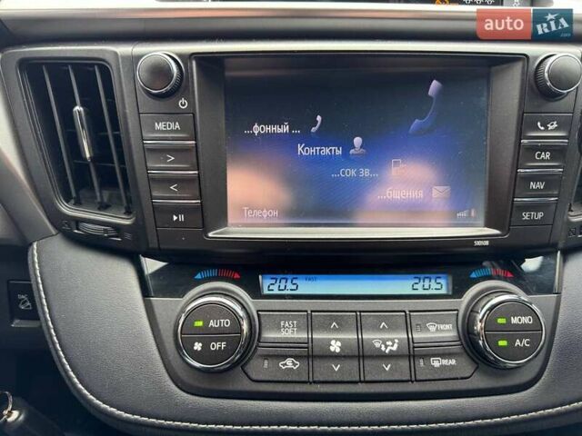 Тойота РАВ 4 2016 у Києві на Automoto.ua Сірий Тойота РАВ 4, об'ємом двигуна 2.2 л та пробігом 148 тис. км за 25500 $, фото 11 на Automoto.ua