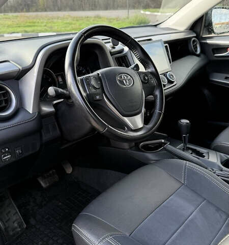 Серый Тойота РАВ 4, объемом двигателя 1.99 л и пробегом 113 тыс. км за 20500 $, фото 9 на Automoto.ua