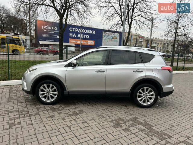 Серый Тойота РАВ 4, объемом двигателя 2.49 л и пробегом 139 тыс. км за 21900 $, фото 4 на Automoto.ua