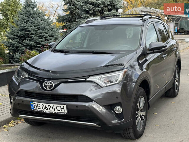 Серый Тойота РАВ 4, объемом двигателя 2.49 л и пробегом 107 тыс. км за 15800 $, фото 1 на Automoto.ua