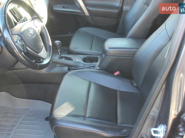 Серый Тойота РАВ 4, объемом двигателя 2.49 л и пробегом 170 тыс. км за 18600 $, фото 13 на Automoto.ua