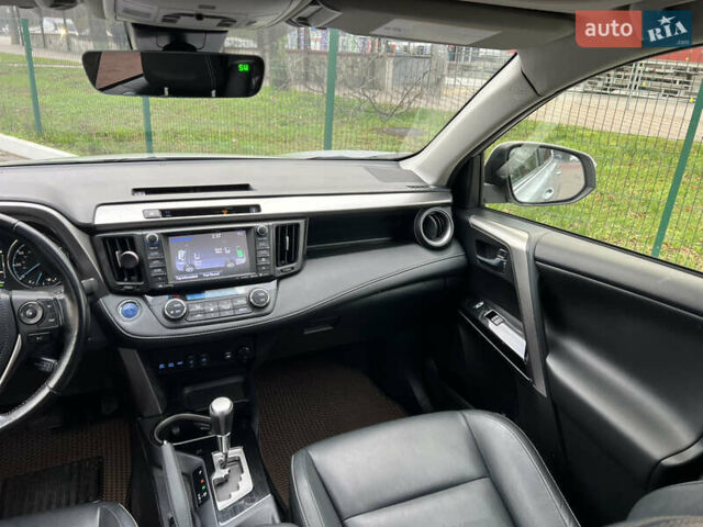 Серый Тойота РАВ 4, объемом двигателя 2.49 л и пробегом 139 тыс. км за 21900 $, фото 30 на Automoto.ua