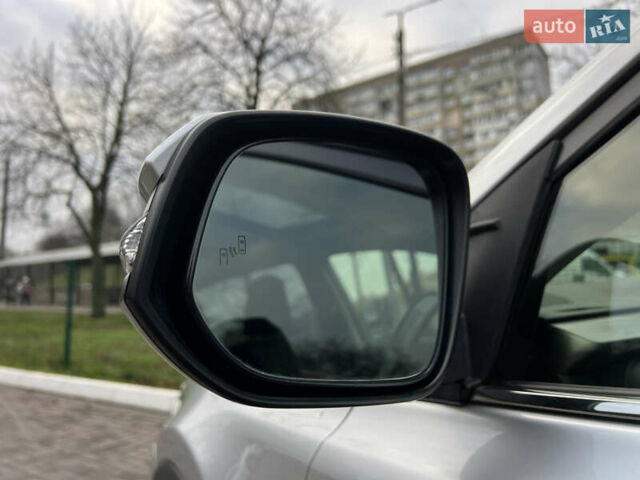 Серый Тойота РАВ 4, объемом двигателя 2.49 л и пробегом 139 тыс. км за 23500 $, фото 12 на Automoto.ua