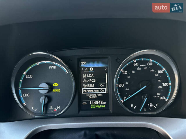 Тойота РАВ 4 2016 в Умани на Automoto.ua Серый Тойота РАВ 4, объемом двигателя 2.49 л и пробегом 144 тыс. км за 19950 $, фото 70 на Automoto.ua